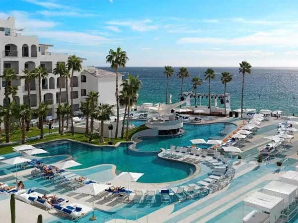 ME Cabo Day Pass The Recipe for Pool Party Perfection