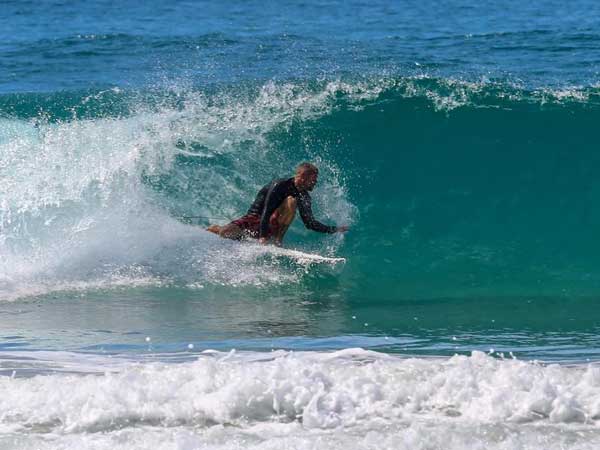 Todos Santos Surf Cerritos